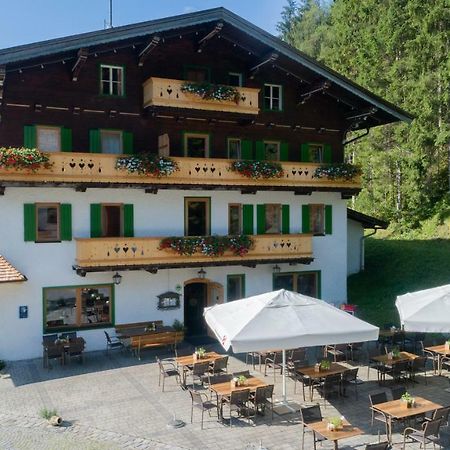 Hotel Gasthof St. Adolari Sankt Ulrich am Pillersee Exteriér fotografie