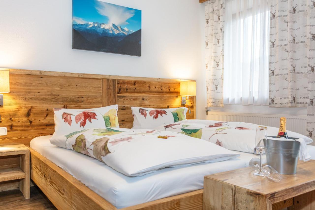 Hotel Gasthof St. Adolari Sankt Ulrich am Pillersee Exteriér fotografie