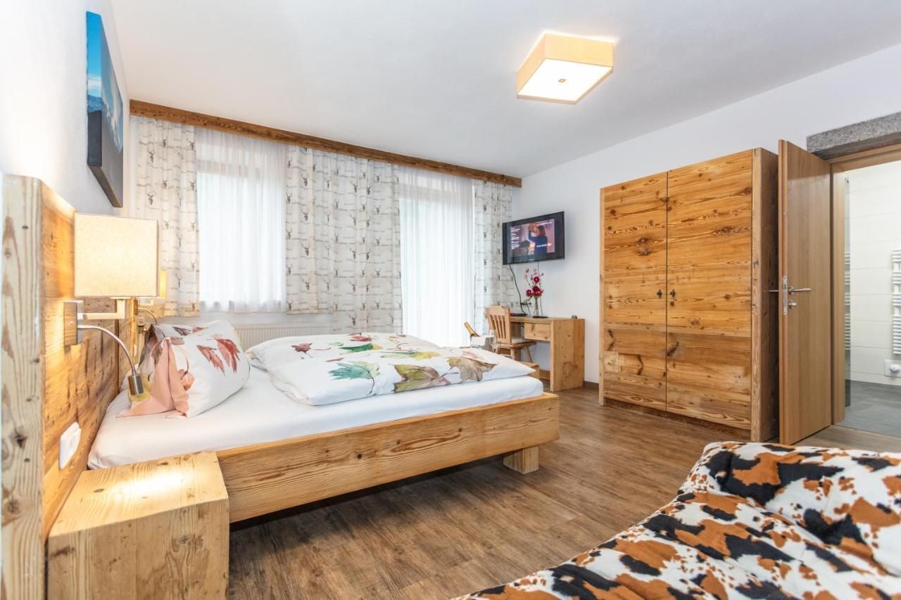 Hotel Gasthof St. Adolari Sankt Ulrich am Pillersee Exteriér fotografie